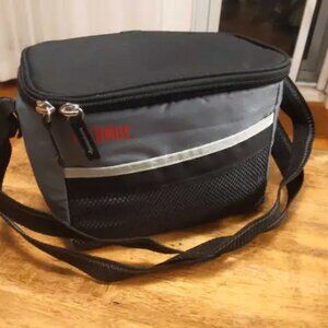 NEW Thermos Small Cool Lunch Bag ( 3L )